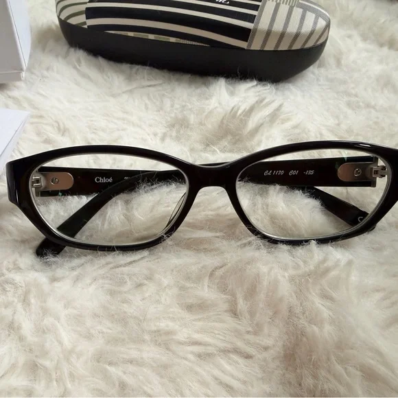 Chloe Black Eyeglass Frame - Picture 2 of 9